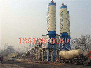 60型商品混凝土攪拌站生產場景