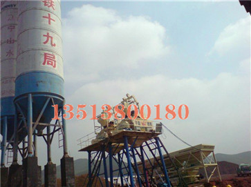 生產(chǎn)C60混凝土的攪拌站