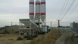 興水HZS75型混凝土攪拌站客戶現(xiàn)場(chǎng)