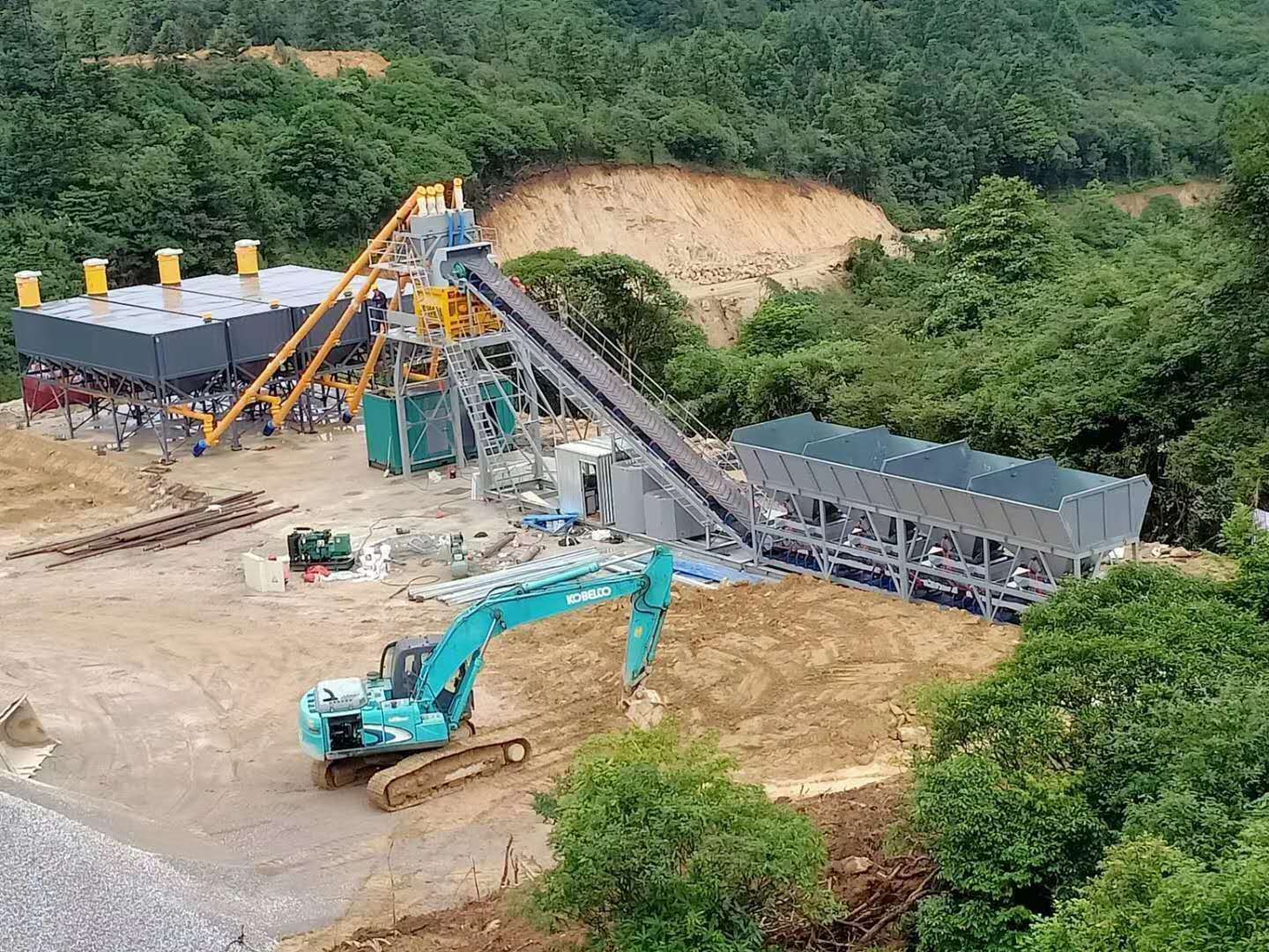 （免基礎(chǔ)）可移動混泥土攪拌站